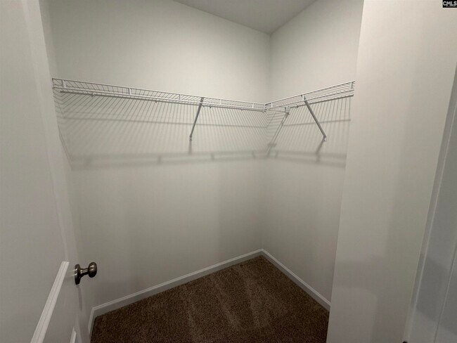 Building Photo - 2041 Armada Rd