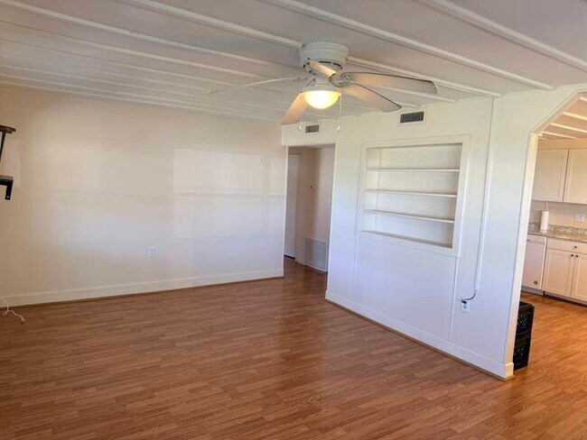 Building Photo - 1208 Lee St