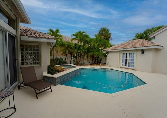 Building Photo - 20107 Ocean Key Dr
