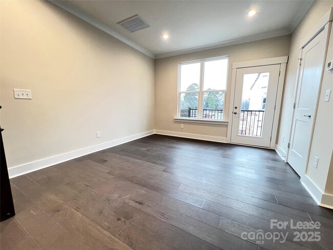 Building Photo - 3011 Citizens Ln