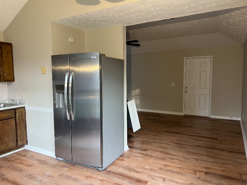 Building Photo - 2144 Hunter Ct