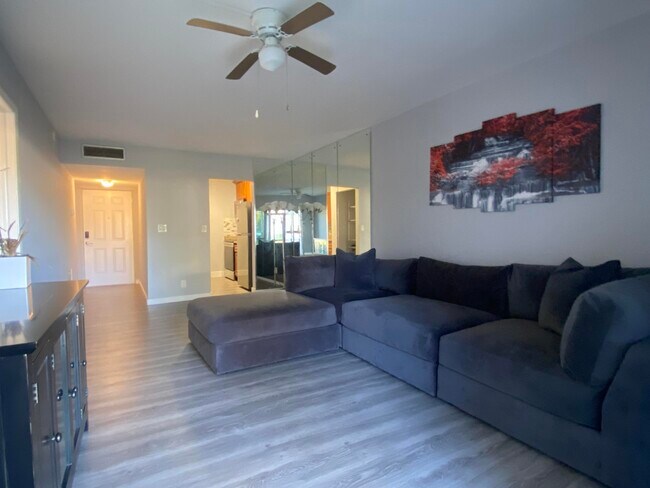 Building Photo - 4140 NW 90th Ave