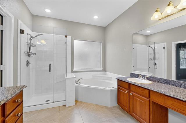 Building Photo - 9408 Daly Dr