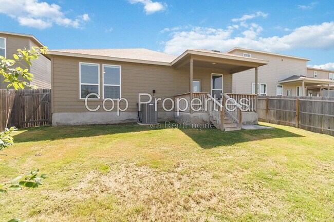 Building Photo - 7001 Lions Pk
