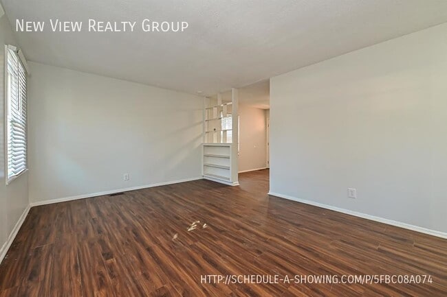 Building Photo - 4100 Dinglewood Ave