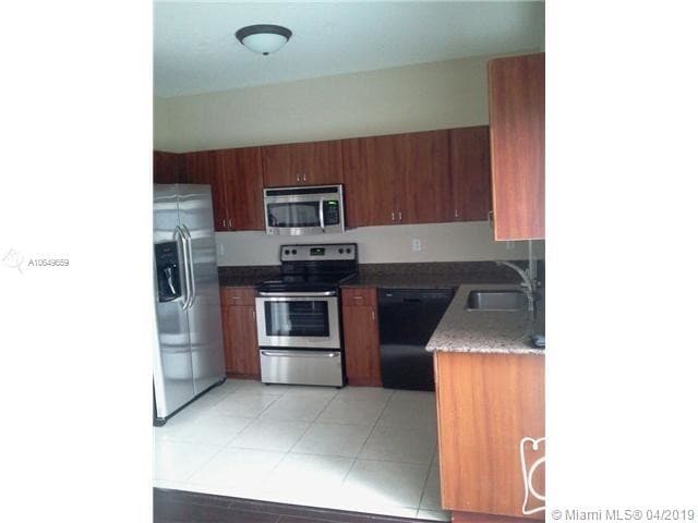 Building Photo - 8301 NW 107th Ct  1-22