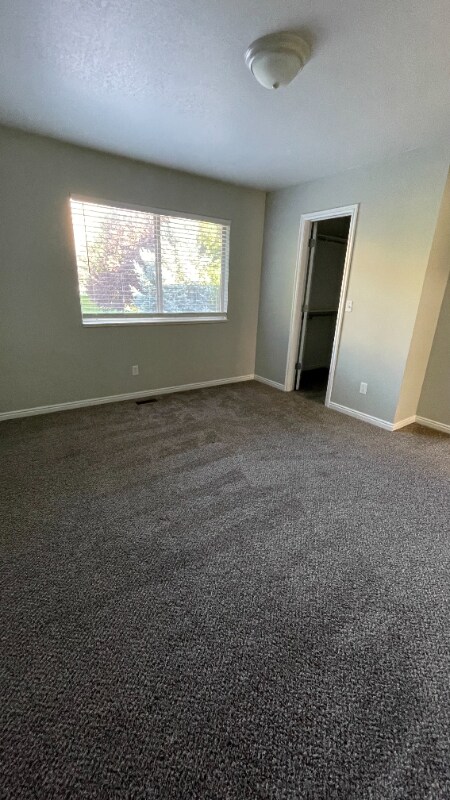 Building Photo - 411 W 2000 S