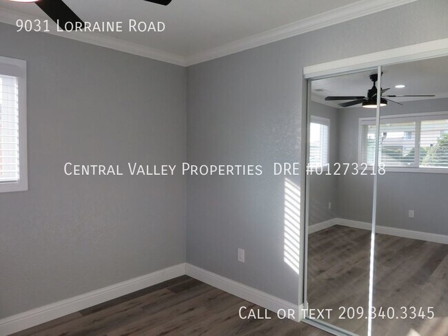 Building Photo - 9031 Lorraine Rd