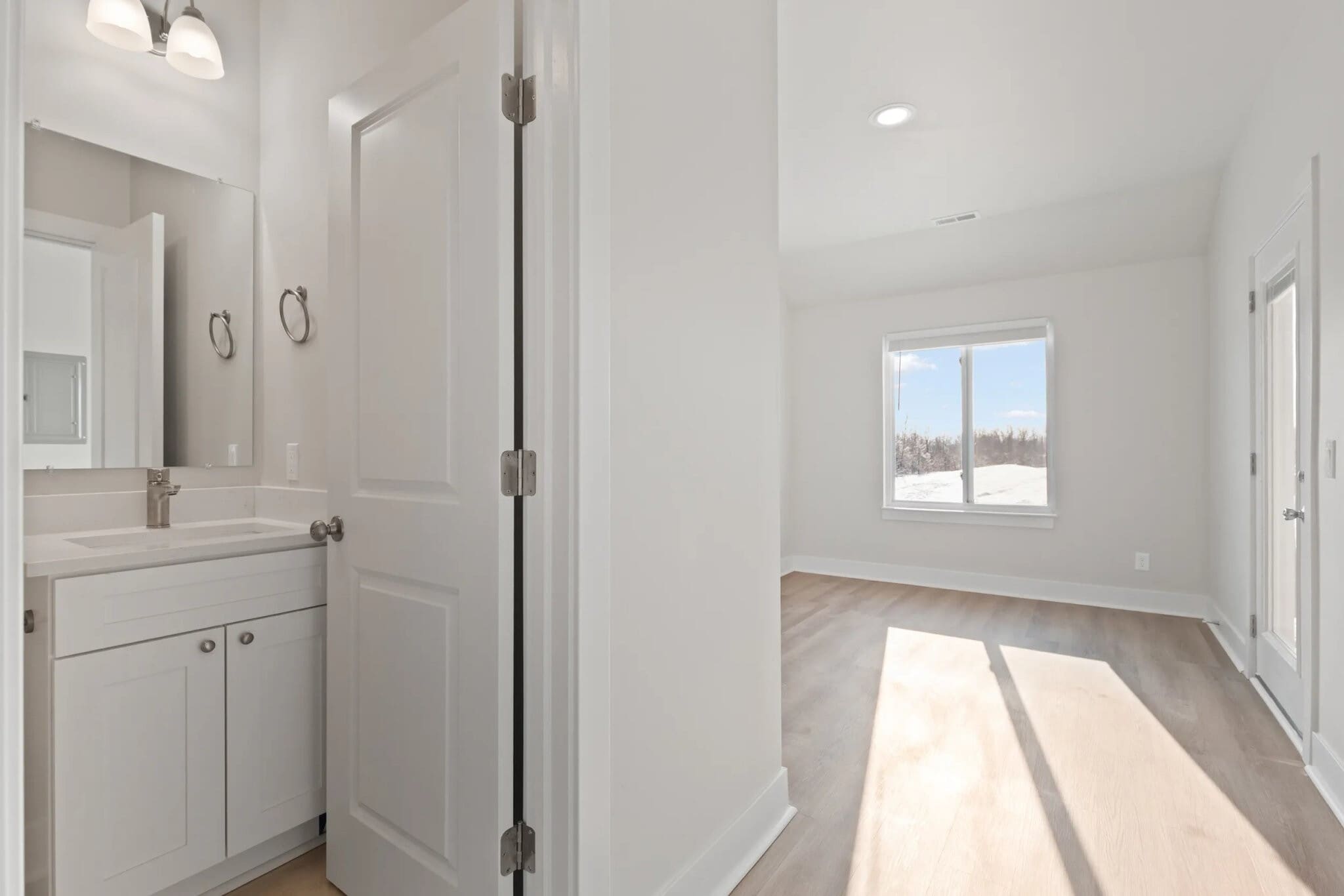 Building Photo - 1215 Corporate Dr
