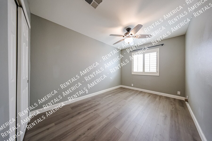 Building Photo - 3922 W Morelos St
