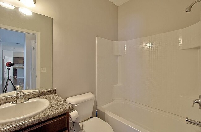 Building Photo - 1429 Evergreen Trl