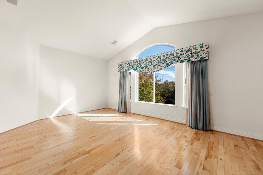 Primary suite - 7224 Imbach Place