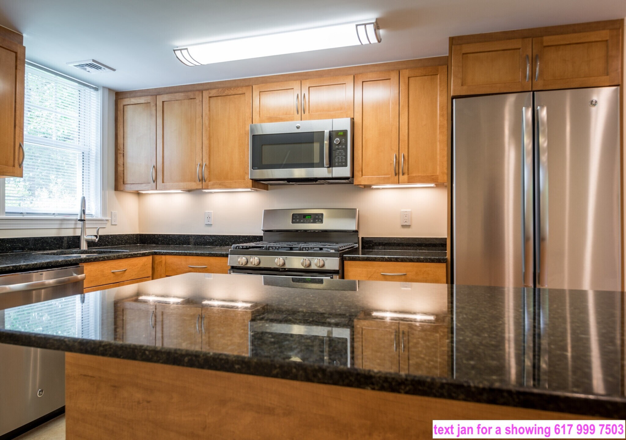 Building Photo - 537 Vfw Pky