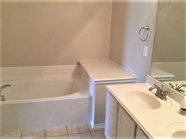 Building Photo - 485 Sausalito Dr