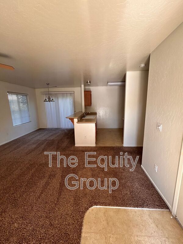 Building Photo - 1786 Paseo Del Lago
