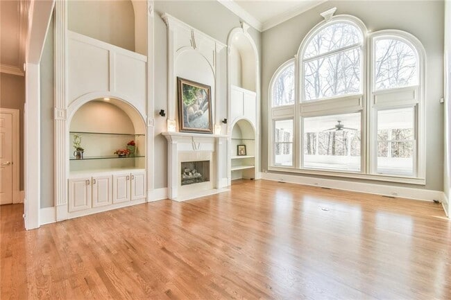 Building Photo - 2674 Nutwood Trce