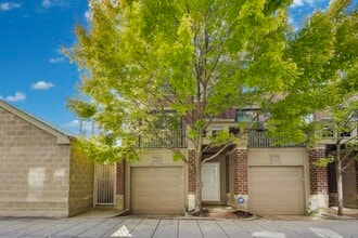 Building Photo - 2743 N Wayne Ave