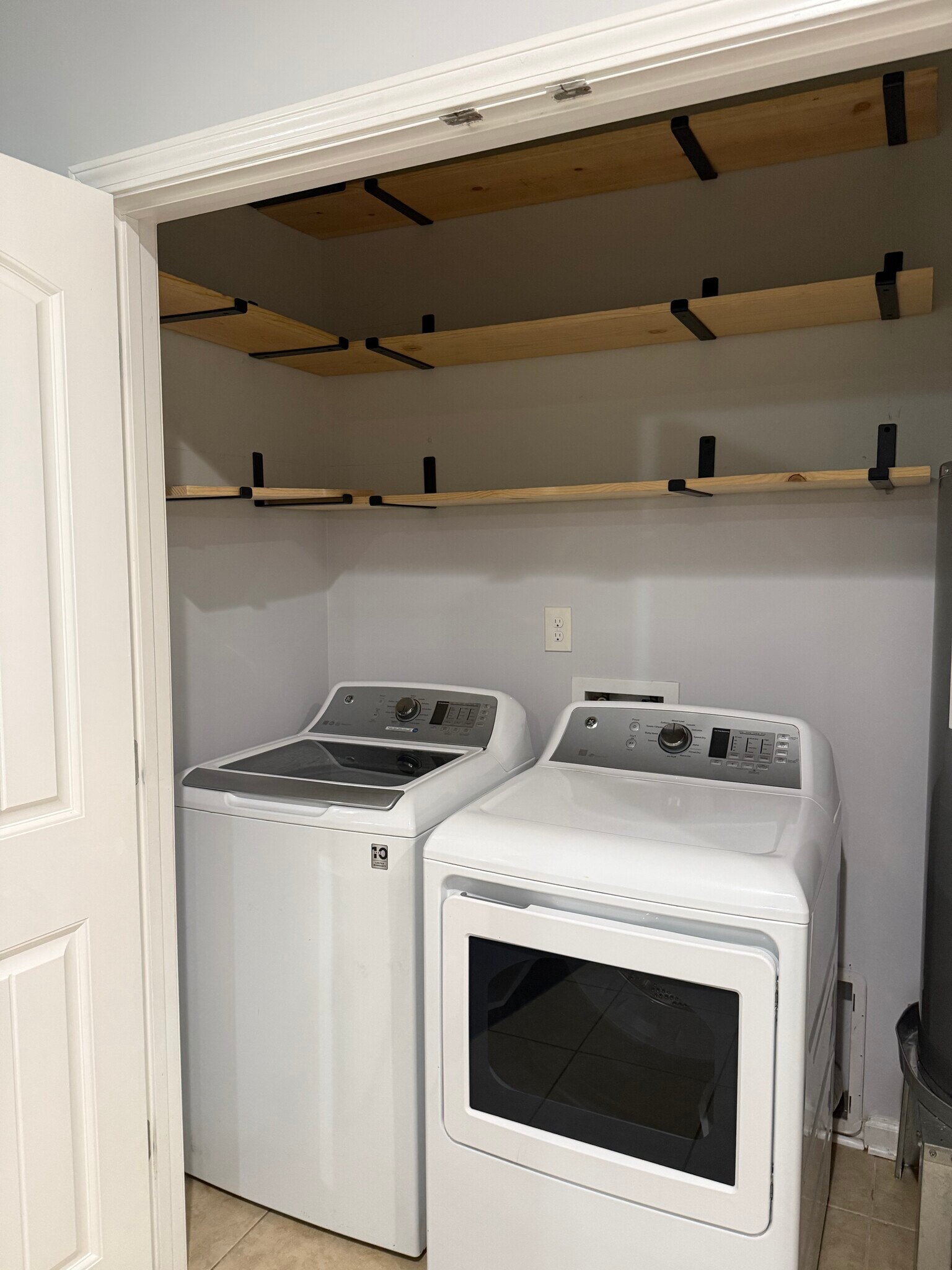 Building Photo - 3034 Rg Buchanan Dr