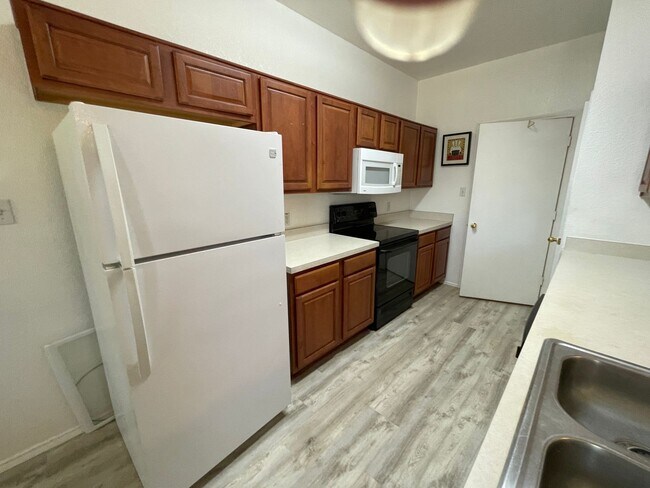 Building Photo - Nice Single Story Home in NW ISD off Hwy 170