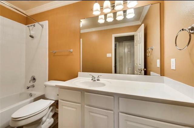 Building Photo - 5516 Longhorn Dr