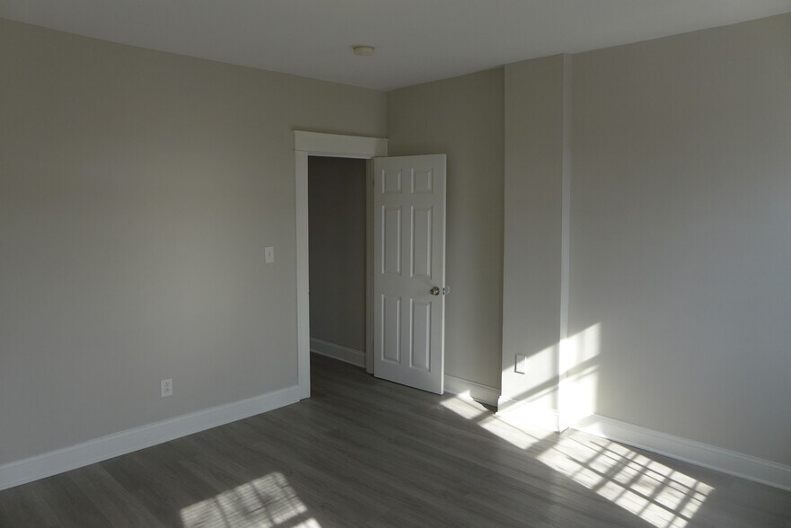 Building Photo - 619 McKewin Ave