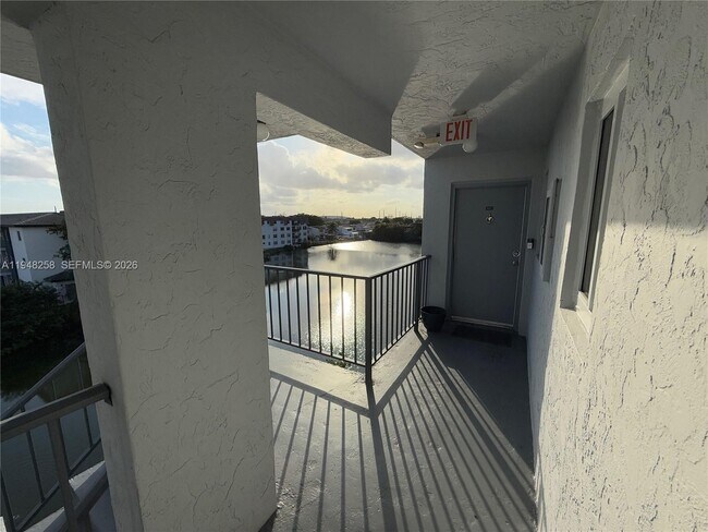 Building Photo - 7105 W 13th Ave