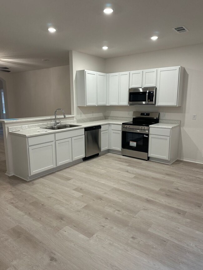 Building Photo - *$99 First Month's Rent - No Hidden Fees!*  BRAND NEW Four Bedroom | Two Bath Home in Vilonia