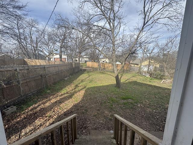 Building Photo - 525 Munson St