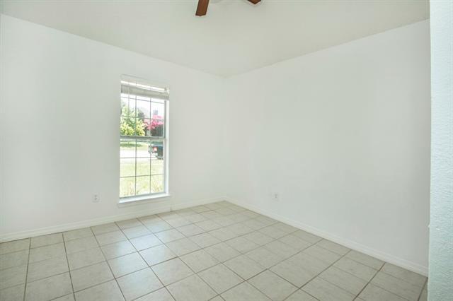 Building Photo - 7981 Kings Ridge Rd