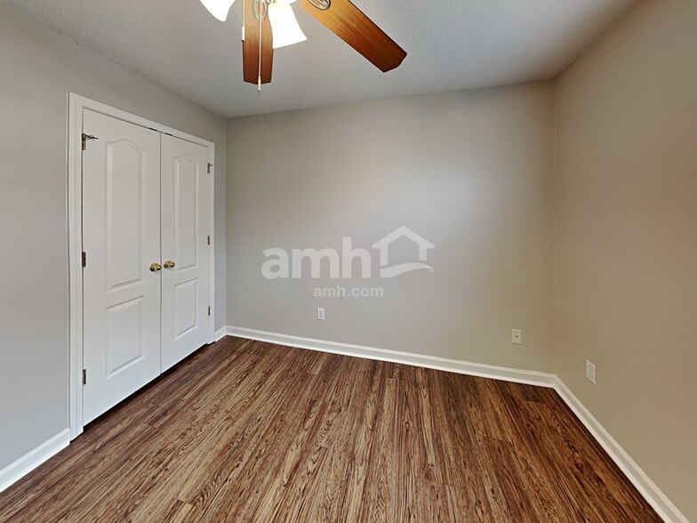 Building Photo - 6902 Brachnell View Dr