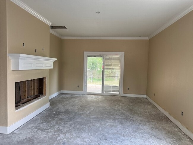 Building Photo - 807 S Coulter Dr