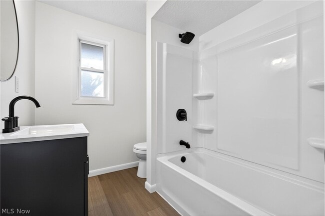 Building Photo - 211 Buffington Rd