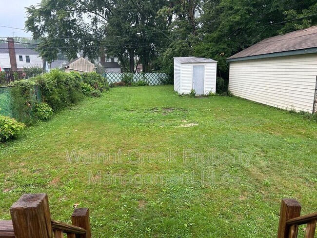 Building Photo - 14018 Cayuga Ct