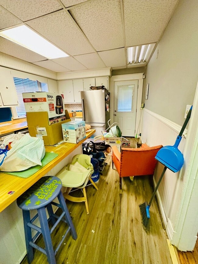 Building Photo - Gorgeous 4bdrm/1.5bth Home Located on Seminary Avenue in Richmond's North Side!!