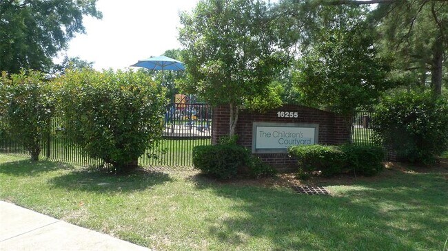 Building Photo - 7772 Park Falls Dr