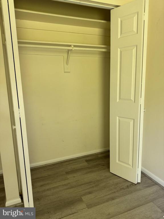 Building Photo - 1631 Oak Spring Way