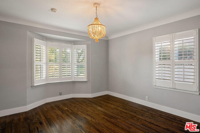 Building Photo - 2963 Virginia Ave