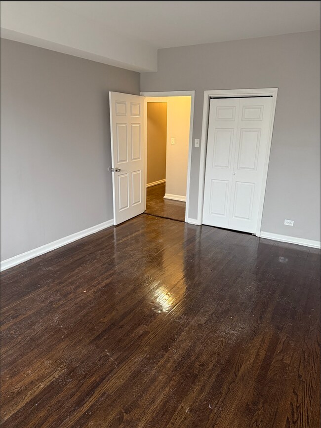 Building Photo - 2 bedroom in Chicago IL 60639