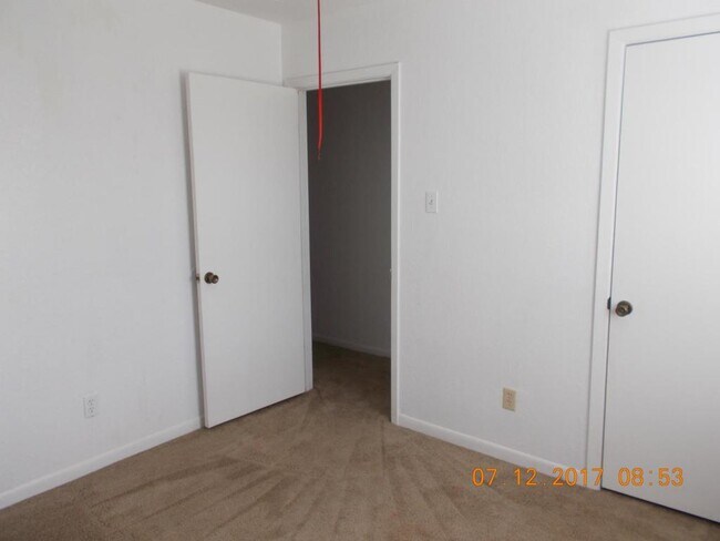 Building Photo - 112 Myra Lou Ave