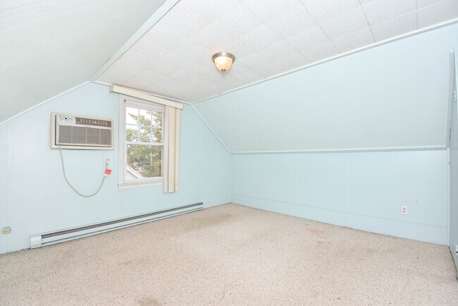Building Photo - 36 Whittier Rd