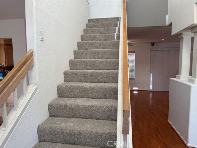 Building Photo - 13 Channel Island St