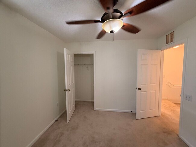 Building Photo - 2632 Galliano Cir