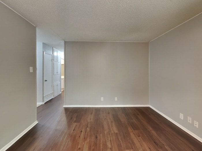 Building Photo - 6028 Harrison Way