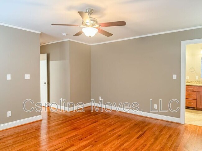 Building Photo - 46 Long Forest Dr