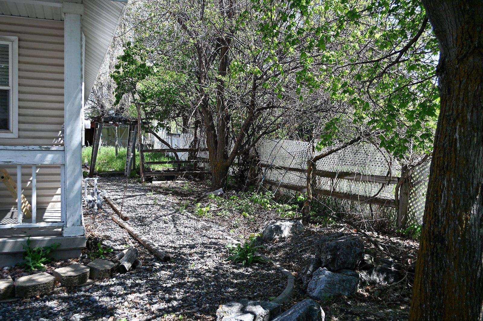 Building Photo - 101 Meadow Cir