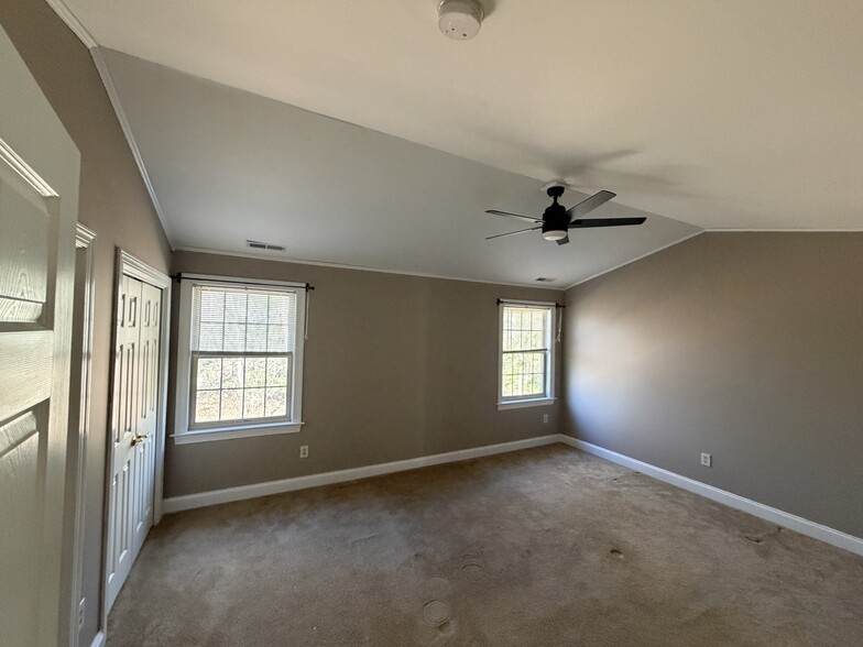 Master bedroom - 64 Scotch Cap Rd