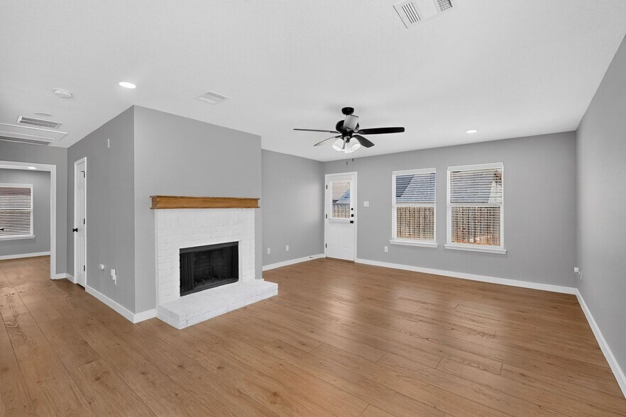 Building Photo - 13126 Minnow Way
