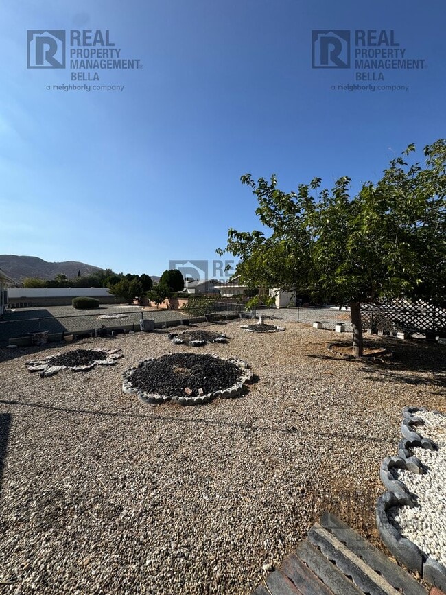 Building Photo - 55+ Community Gem: Open Floor Plan, Large Backyard & Clubhouse Amenities