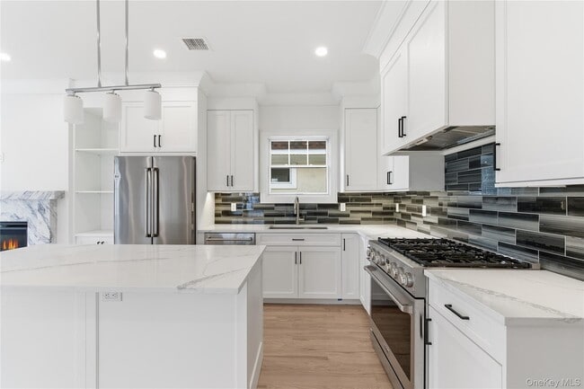 Building Photo - 6 Cammerer Ave