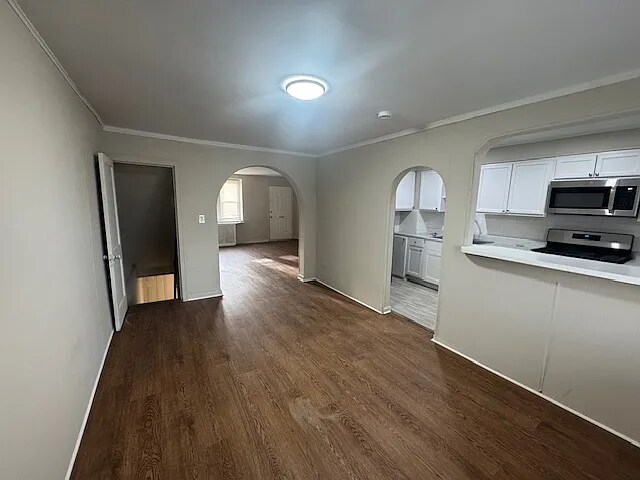 Building Photo - 5105 Chalgrove Ave